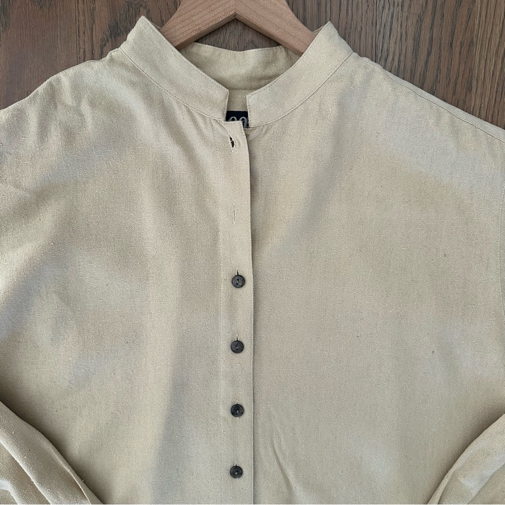 Vintage 100% Raw Silk Stand Collar Tunic Blouse in Golden Beige Tan Medium - Picture 4 of 9